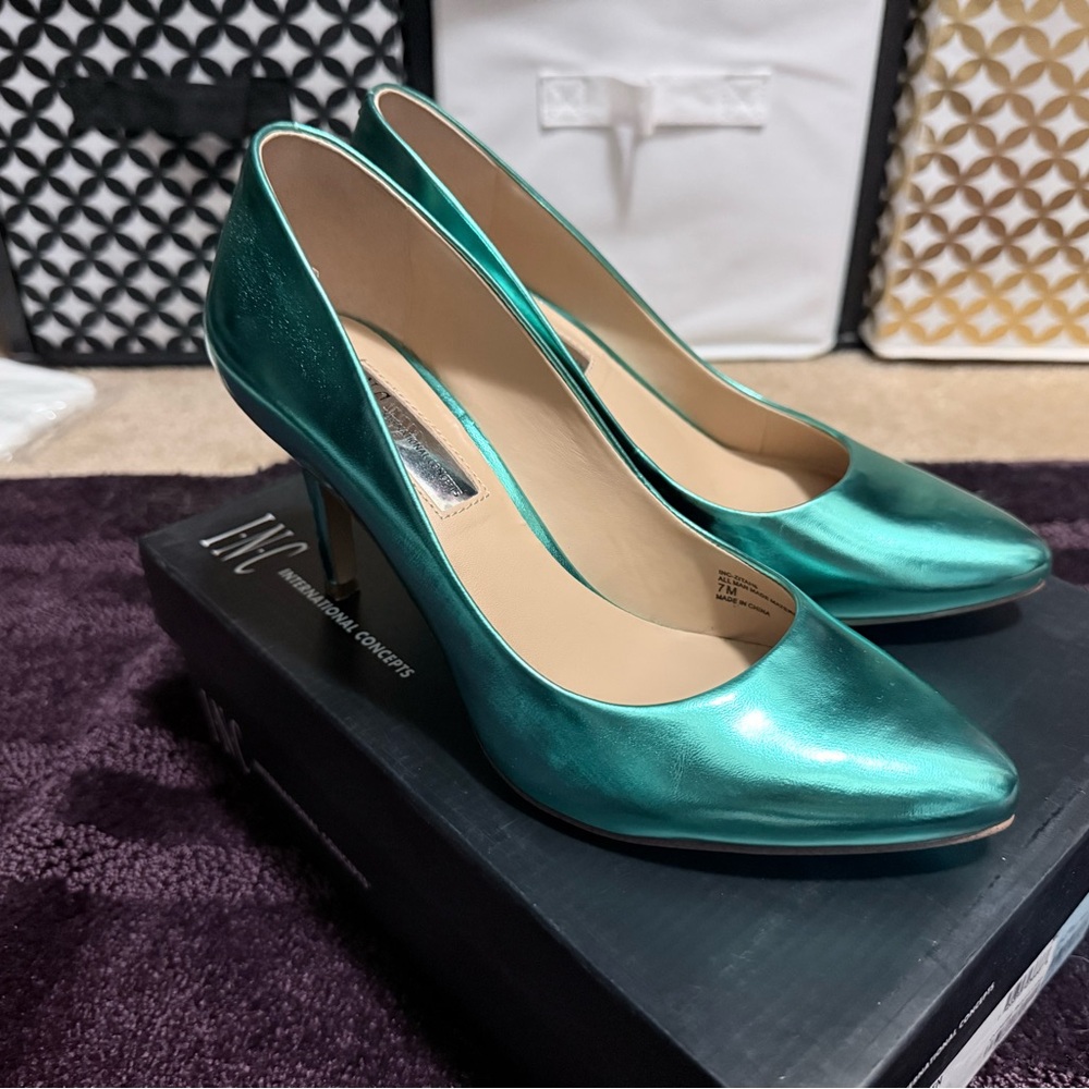 INC International Concepts Women's Metallic Teal Heels